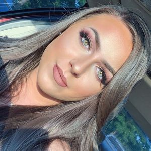 Meet your Posher, Dara